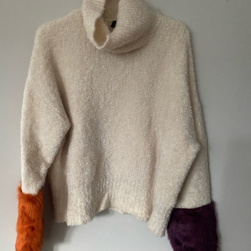 Zara Cozy Cream Sweater with Colorful Sleeves